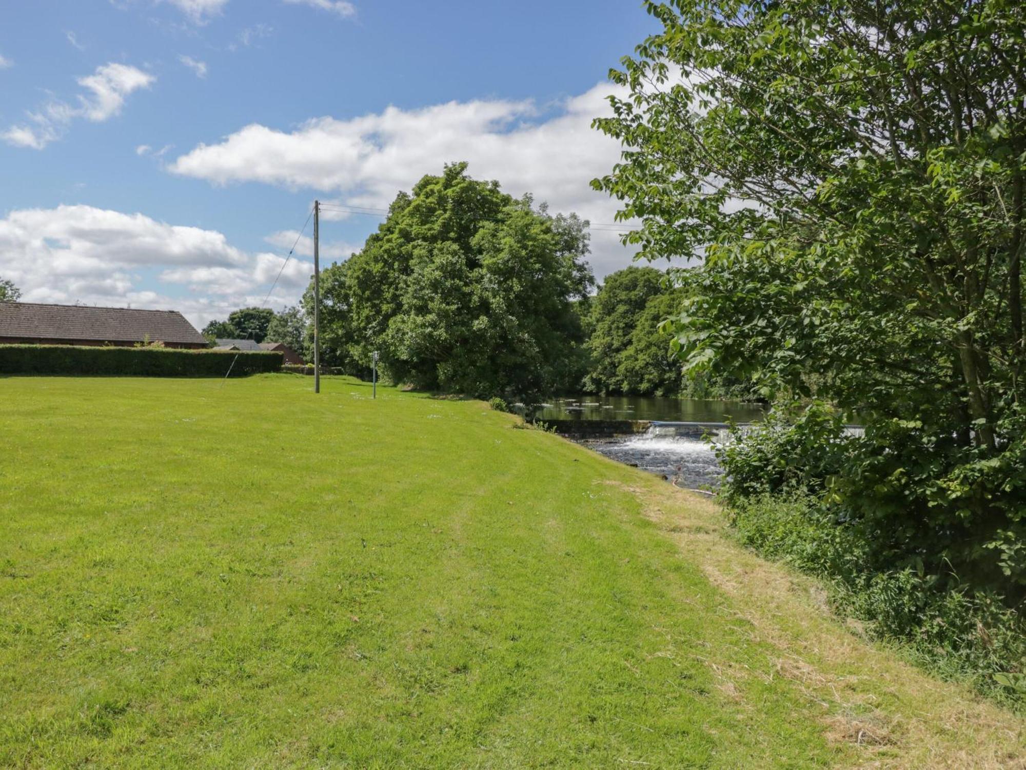 Villa 9 Eamont Park Penrith Exterior foto